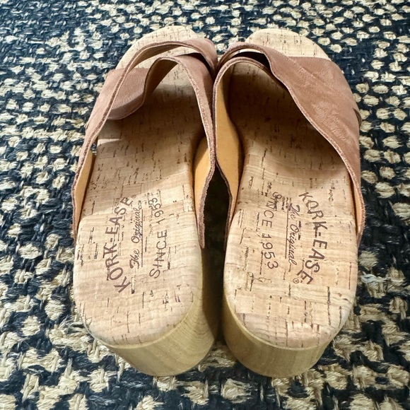 KorkEase brown suede sandals with wood base.Size 8 - Picture 6 of 7